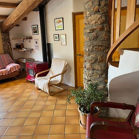 Chambres D'Hotes Gite Saint Roch Tuchan エクステリア 写真